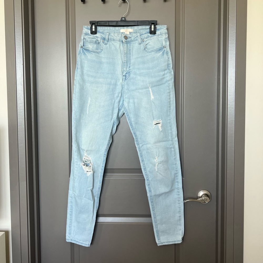 Light Wash High Rise Jeans
